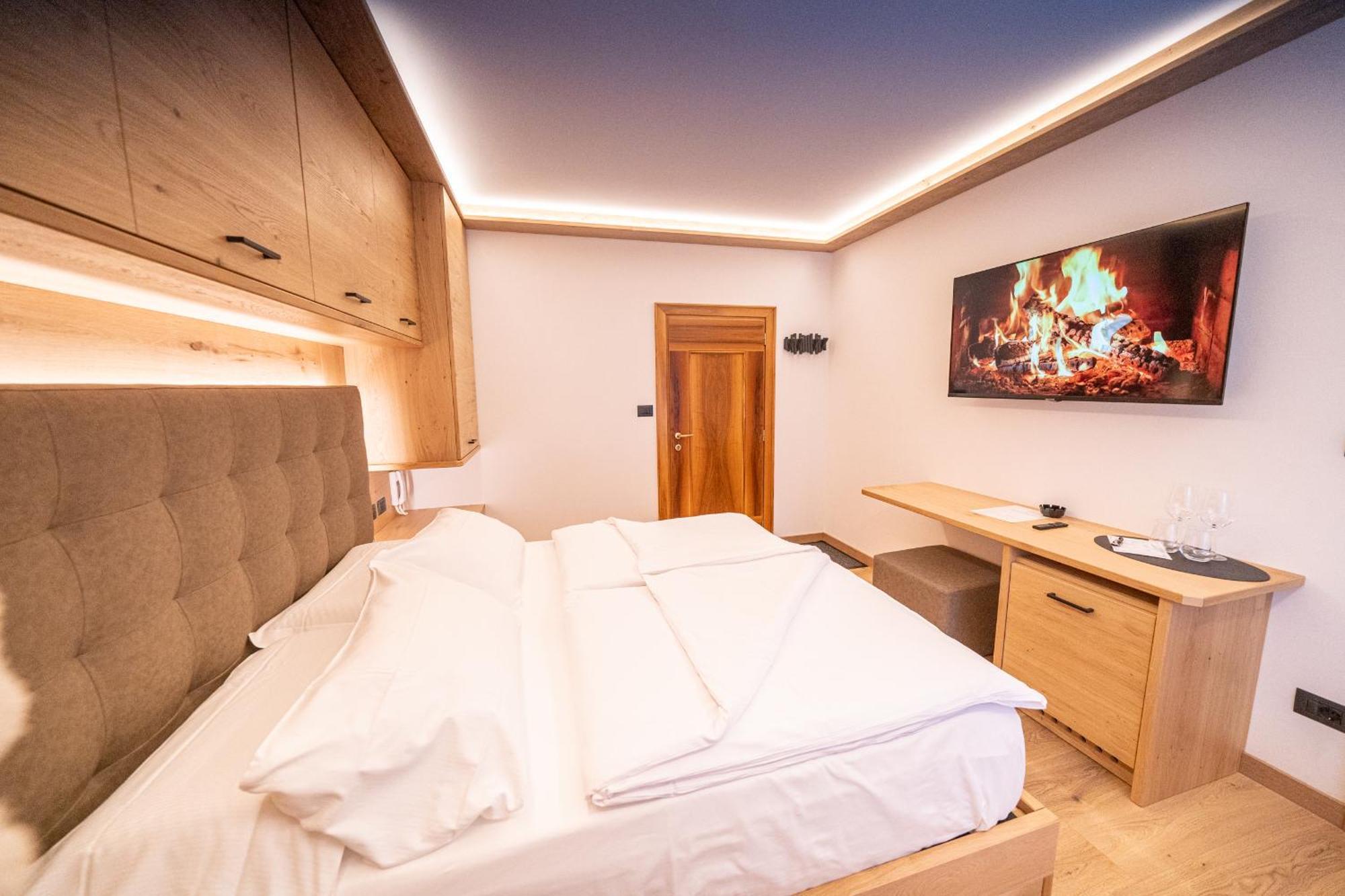 Hotel Fontana Sappada Luaran gambar
